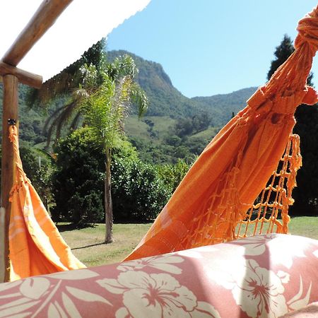 Entrevistas Chales E Suites São Bento do Sapucaí Exteriör bild